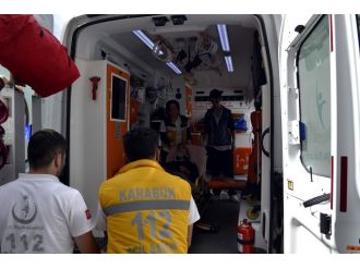 Yoldan çıkan otomobil devrildi: 3 yaralı