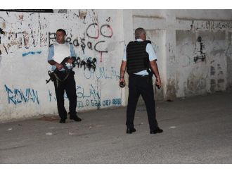 Uygulama noktasına ses bombası atıldı