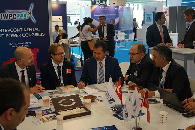 Uğur Dilipak Almanya’da Fuara Katıldı