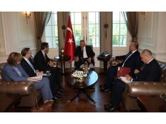 Başbakan Danimarka Dışişleri Bakanını kabul etti