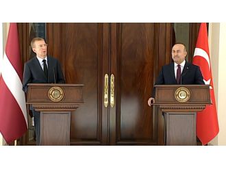 Letonya Dışişleri Bakanı: Hepsinin altına imzamı atarım