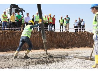 Kayyum göreve hızlı başladı