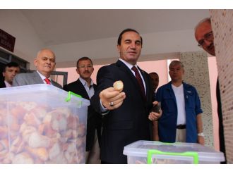 Validen ’yemek’ baskını