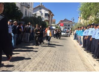 Şehit son yolculuğuna uğurlandı
