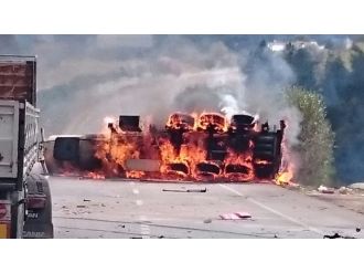 Alkol yüklü tanker alev alev yandı