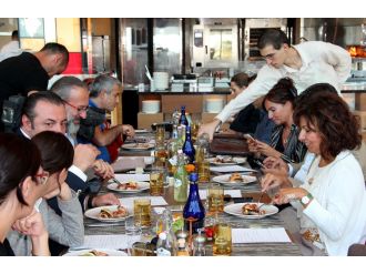 Azerbaycan’dan İstanbul’da ’Gardaş Sofrası"