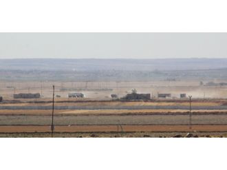 Sınırın iki yakasında hareketilik sürüyor