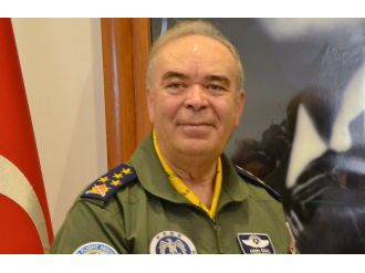 "Dönmek isteyen eski pilotlarımız var"