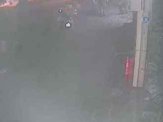 Eczacılara darp kamerada