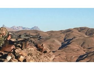 Şırnak’ta 3 terörist öldürüldü, 2 bombalı araç imha edildi