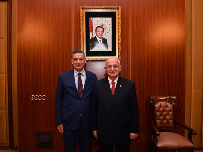 TBMM İçişleri Komisyonu Celalettin Güvenç Singapur’da