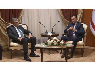 Veysi Kaynak KKTC Başbakanı Özgürgün’le görüştü