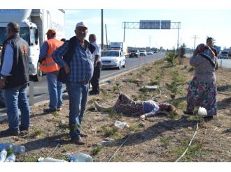 Kamyon, işçi minibüsüne çarptı: 18 yaralı