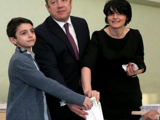 Gürcistan Başbakanı Kvirikashvili, oyunu kullandı