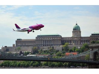 AB ülkeleri uçağı tercih etti