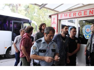 Üniversitede gerginlik: 17 gözaltı