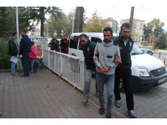 Durdurulan otobüsten 150 bin TL’lik eroin çıktı