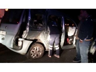 Denizli’de zincirleme kaza: 2 ölü, 3 yaralı