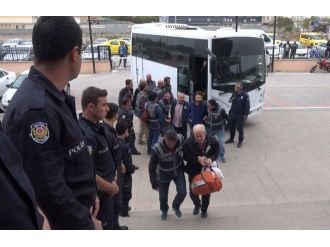 FETÖ’den gözaltına alınan 14 iş adamı tutuklandı