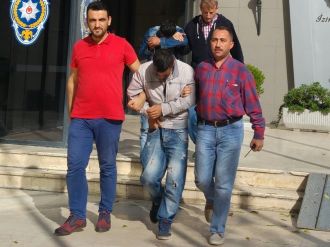 Telefonda bilgilerini verdi, 32 bin TL dolandırıldı