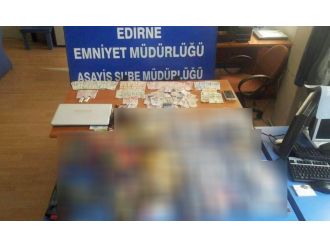 Çikolata hırsızları yakalandı