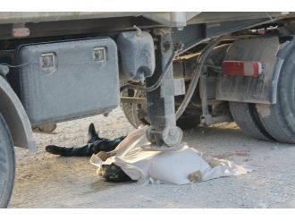 Babasının gözü önünde can verdi