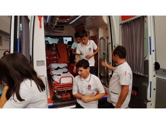 50 öğrenci sudan zehirlendi, okullar tatile dildi