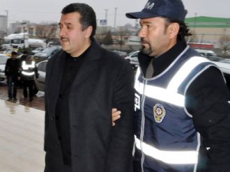 Gaziantep’te iş adamlarına FETÖ operasyonu: 15 gözaltı