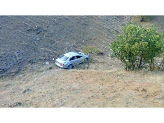 Otomobil şarampole uçtu: 4 yaralı