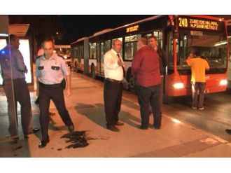 Otobüste tinerle dehşet saçtı