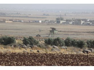 Sınırın Suriye tarafında hareketlilik sürüyor