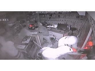 1,5 dakikada soyup soğana çevirdiler: Zarar 100 bin TL