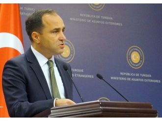 "Siyasi rantın evrensel değerlerin önünde tutulduğunu gösteriyor"