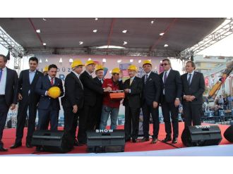 Kılıçdaroğlu Beylikdüzü’nde 13 projenin temelini attı