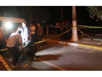 Mersin’de polise silahlı saldırı: 2’si polis 3 yaralı