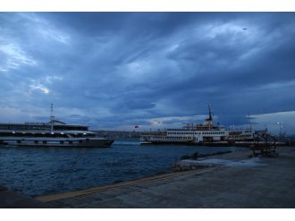 Marmara’da ulaşıma lodos engeli