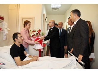 Şimşek’ten yaralı polislere ziyaret