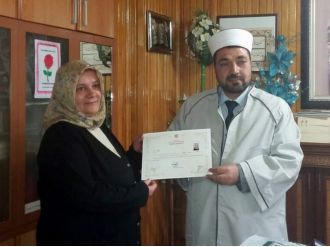 Ezan sesinden etkilenip Müslüman oldu