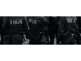 Adliyeye sevk edilen 26 polis’ten 19’u tutuklandı