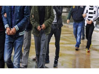 Van’da FETÖ operasyonu: 10 gözaltı