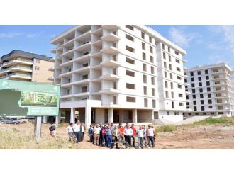 25 daireyi 90 kişiye sattığı iddia edilen sanığa tahliye