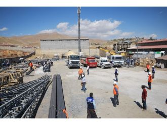 Yüksekova terörle değil yatırımla anılacak