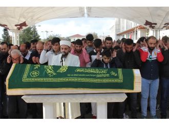 Tarihi balıkçının sahibi son yolculuğuna uğurlandı