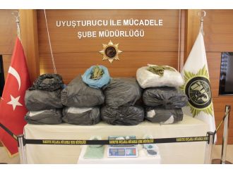 2 milyon dolarlık uyuşturucu operasyonu kamerada
