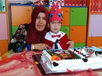 Kalbi durdu, hayata döndü, bebeği sezaryenle alındı