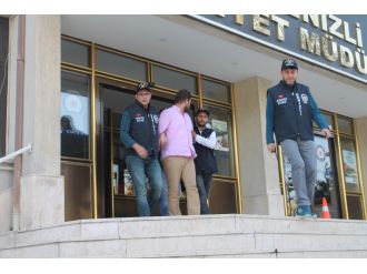 Katil zanlısı kızının sevgilisi çıktı