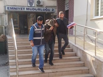 ’Canlı bomba’ sanıldı, çantasından 750 bin TL’lik uyuşturucu çıktı