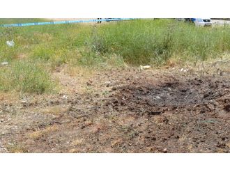 Yayladağı’na top mermisi düştü