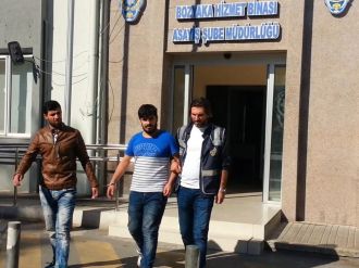 Hastaneden televizyon çalan hırsızlar kameralara yakalandı