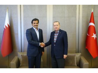 Cumhurbaşkanı Erdoğan, Katar Emiri ile bir araya geldi